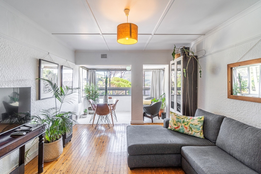 2 Bedroom Property for Sale in Vredehoek Western Cape
